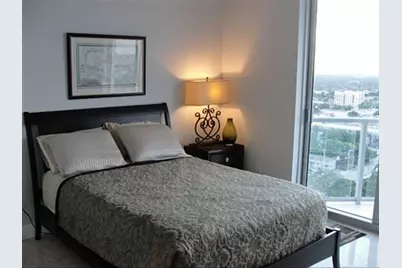 185 SW 7th Street #1802, Miami, FL 33130 - Photo 12