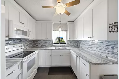 1501 NE 13th Terrace #H12, Jensen Beach, FL 34957 - Photo 6