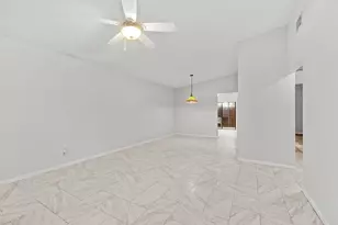 8019 SE Villa Cir, Hobe Sound, FL 33455 - Photo 4
