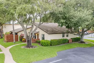 8019 SE Villa Cir, Hobe Sound, FL 33455 - Photo 32