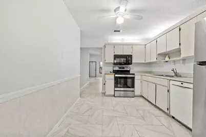 8019 SE Villa Circle, Hobe Sound, FL 33455 - Photo 10