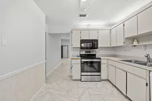 8019 SE Villa Cir, Hobe Sound, FL 33455 - Photo 6