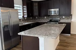 894 NE 191st St, Miami, FL 33179 - Photo 6