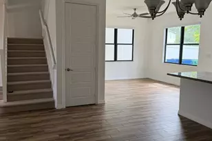 894 NE 191st St, Miami, FL 33179 - Photo 8
