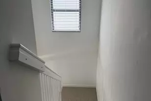 894 NE 191st St, Miami, FL 33179 - Photo 10