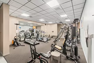 900 Colony Point Cir, Pembroke Pines, FL 33026 - Photo 36