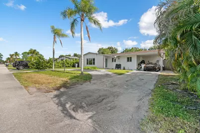 6530 Hayes Street, Hollywood, FL 33024 - Photo 2