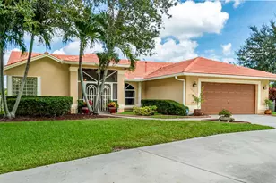 10850 Paso Fino Dr, Wellington, FL 33449 - Photo 1