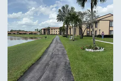 826 Sky Pine Way #G2, Greenacres, FL 33415 - Photo 2