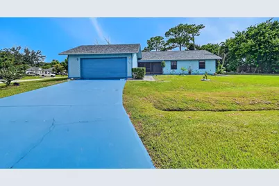 2402 SW Summit Street, Port Saint Lucie, FL 34984 - Photo 2