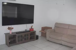 4169 SW 67th Ave, Davie, FL 33314 - Photo 2