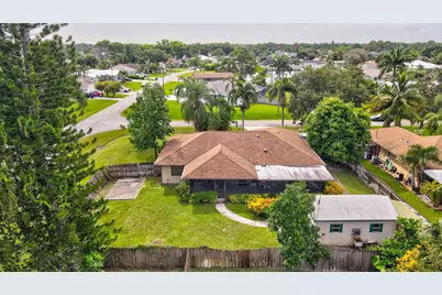 501 NW Colonial Street, Port Saint Lucie, FL 34983 - Photo 20