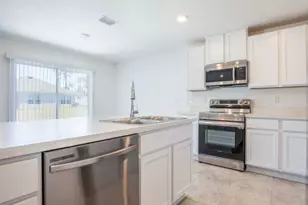 8445 98th Ct, Vero Beach, FL 32967 - Photo 16