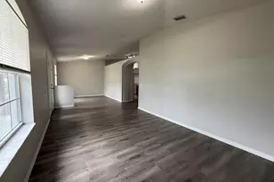 548 SW Undallo Rd, Port Saint Lucie, FL 34953 - Photo 4
