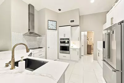 20369 Hacienda Court, Boca Raton, FL 33498 - Photo 16