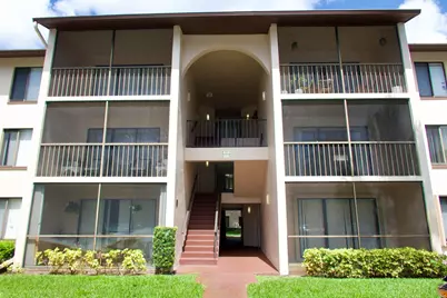 208 Foxtail Drive #D2, Greenacres, FL 33415 - Photo 2