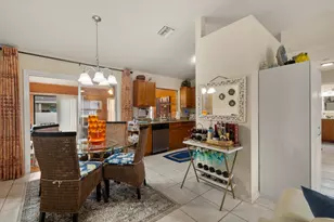 1842 SE Carvalho St, Port Saint Lucie, FL 34983 - Photo 4