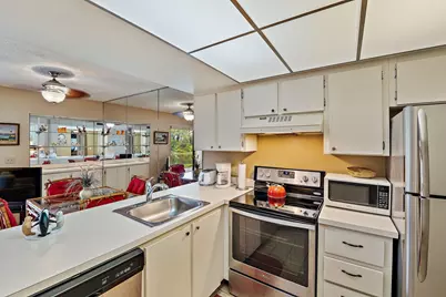 1605 S US Highway 1 #B104, Jupiter, FL 33477 - Photo 12