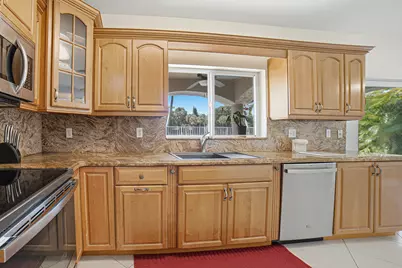 9682 Via Emilie, Boca Raton, FL 33428 - Photo 12