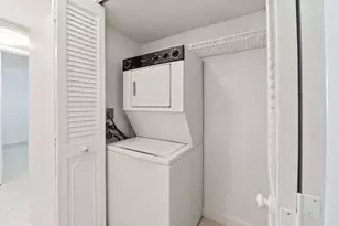 1025 SE 4th Ave, Dania Beach, FL 33004 - Photo 14