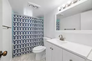 1025 SE 4th Ave, Dania Beach, FL 33004 - Photo 14