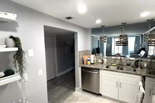 605 Oaks Dr, Pompano Beach, FL 33069 - Photo 6
