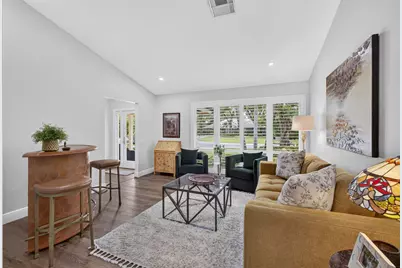 26 Cambria Road W, Palm Beach Gardens, FL 33418 - Photo 16