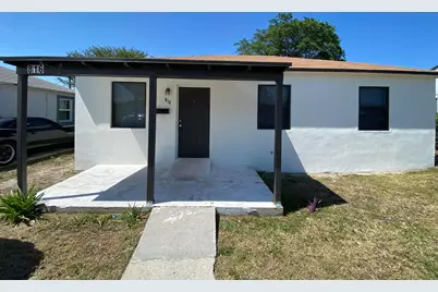 816 W 4th Street, Riviera Beach, FL 33404 - Photo 1