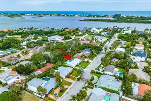 125 Gregory Pl, West Palm Beach, FL 33405 - Photo 16