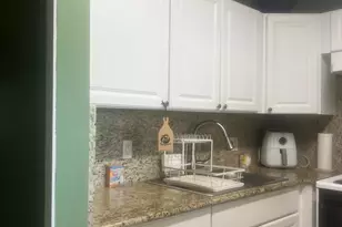 102 Sheffield E, West Palm Beach, FL 33417 - Photo 1