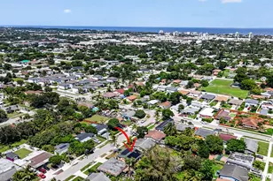816 SW 3rd Ct, Delray Beach, FL 33444 - Photo 14