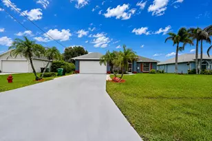 5951 NW Brenda Cir, Port Saint Lucie, FL 34986 - Photo 2