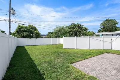 231 SW 6th Street, Boca Raton, FL 33432 - Photo 22