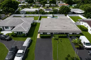 231 SW 6th St, Boca Raton, FL 33432 - Photo 6