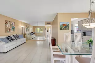 64 Coventry C, West Palm Beach, FL 33417 - Photo 4