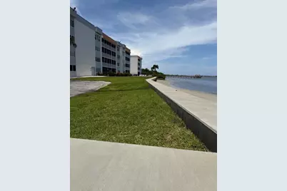 1516 S Lakeside Drive #107, Lake Worth Beach, FL 33460 - Photo 1
