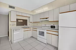 15234 Lakes of Delray Blvd, Delray Beach, FL 33484 - Photo 8