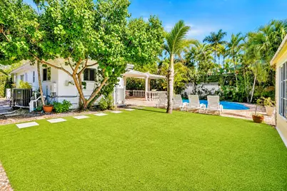 1016 Harrison Street, Hollywood, FL 33019 - Photo 32