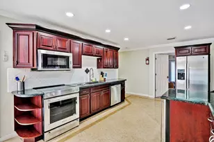 1016 Harrison St, Hollywood, FL 33019 - Photo 14