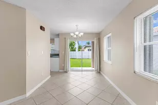 19250 NW 12th Manor, Pembroke Pines, FL 33029 - Photo 12