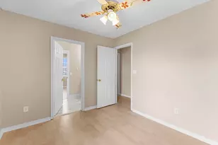 19250 NW 12th Manor, Pembroke Pines, FL 33029 - Photo 34