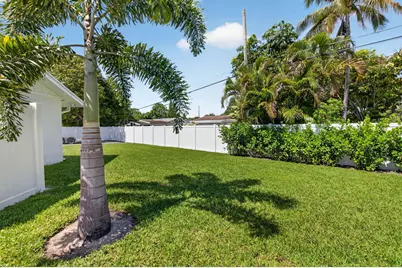 135 SE 28th Court, Boynton Beach, FL 33435 - Photo 56