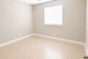 7920 SW 7th Pl, North Lauderdale, FL 33068 - Photo 8