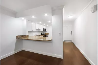 815 Middle River Drive #205, Fort Lauderdale, FL 33304 - Photo 8