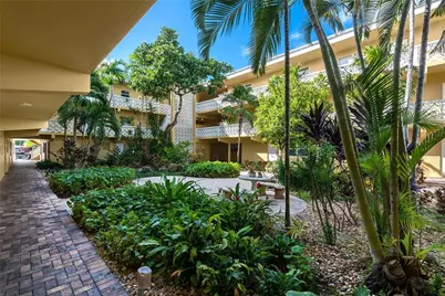 815 Middle River Drive #205, Fort Lauderdale, FL 33304 - Photo 26