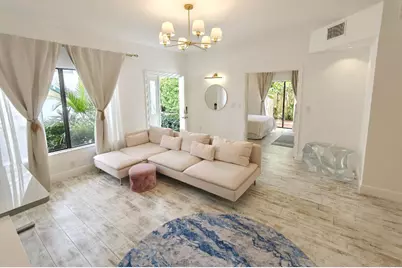 210 Bella Vista Court N #10, Jupiter, FL 33477 - Photo 2