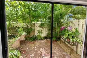210 Bella Vista Ct N, Jupiter, FL 33477 - Photo 6