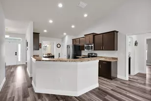 5857 NW Ethel Ct, Port Saint Lucie, FL 34986 - Photo 16