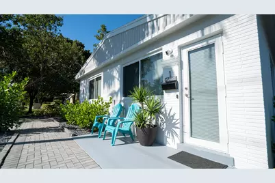 1905 NE 2nd Street #2, Pompano Beach, FL 33060 - Photo 2
