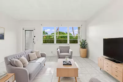 310 Oakridge R Court #310, Deerfield Beach, FL 33442 - Photo 2
